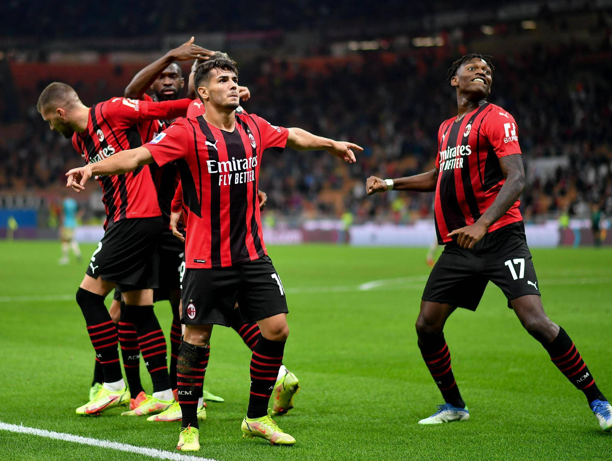 伴随着争议 伴随着争议