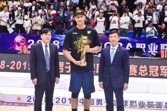 勇士的故事 勇士的故事