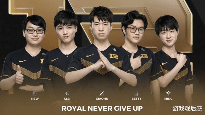 他曾多次为 他曾多次为