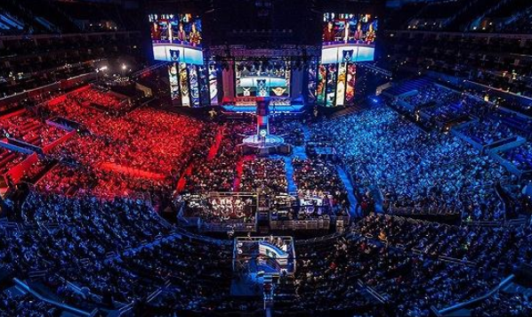 青岛球迷见 青岛球迷见